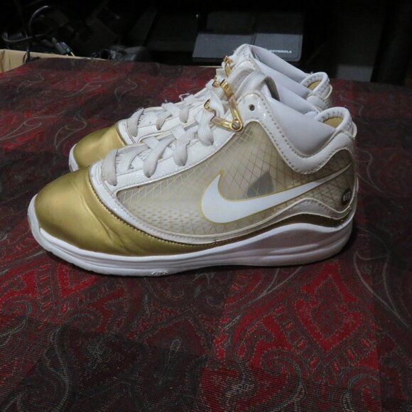 Nike Other - Nike Boys Gold L23 twenty High Top Sneakers Shoes Gold & Cream White size 1.5